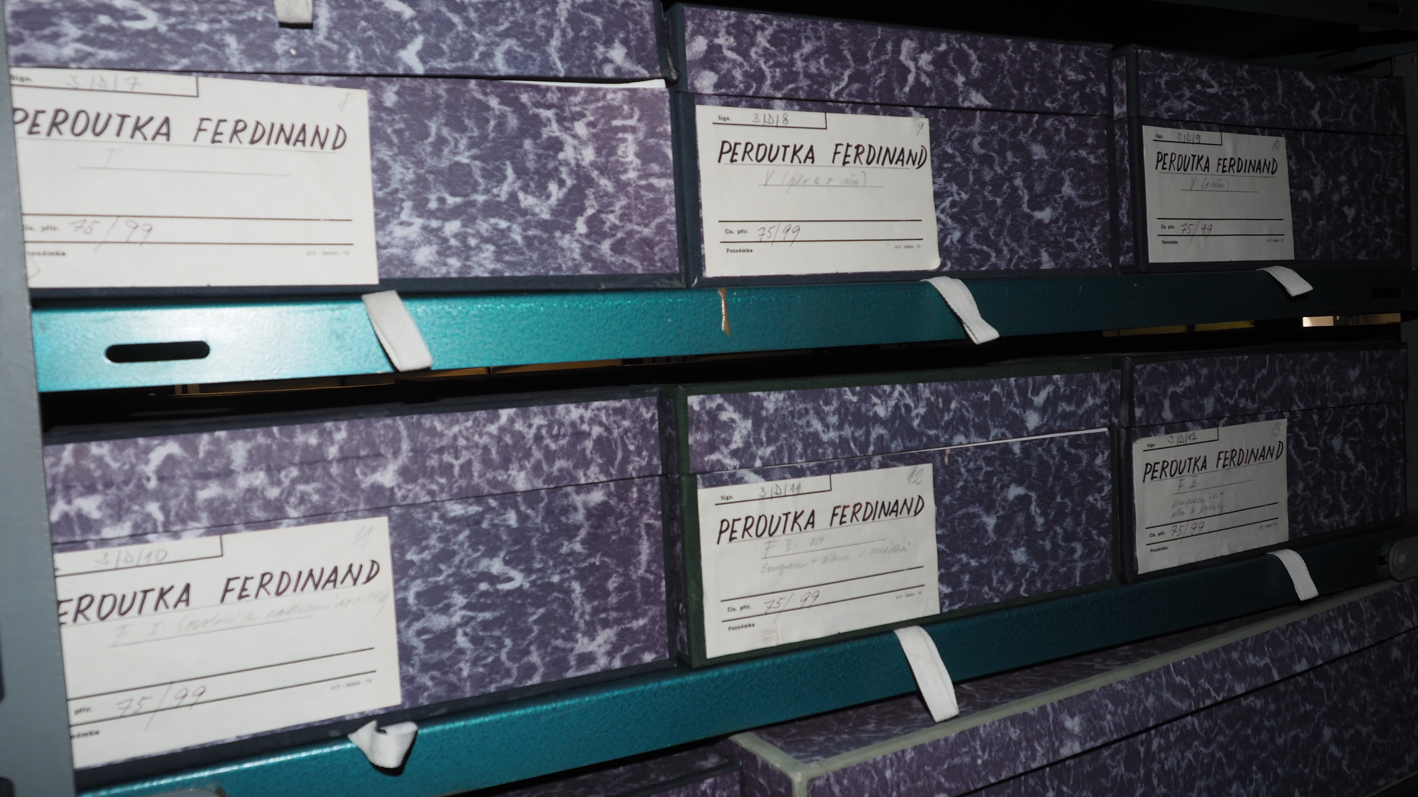 Literary Archive of the Museum of Czech Literature (LA PNP), photo by Petr Kotyk; Originály archiválií jsou uložené v Literárním archivu Památníku národního písemnictví.